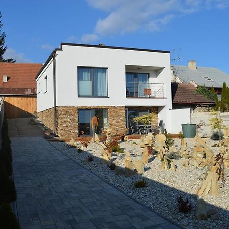 Apartmany Olsovska Bzenec Exterior photo